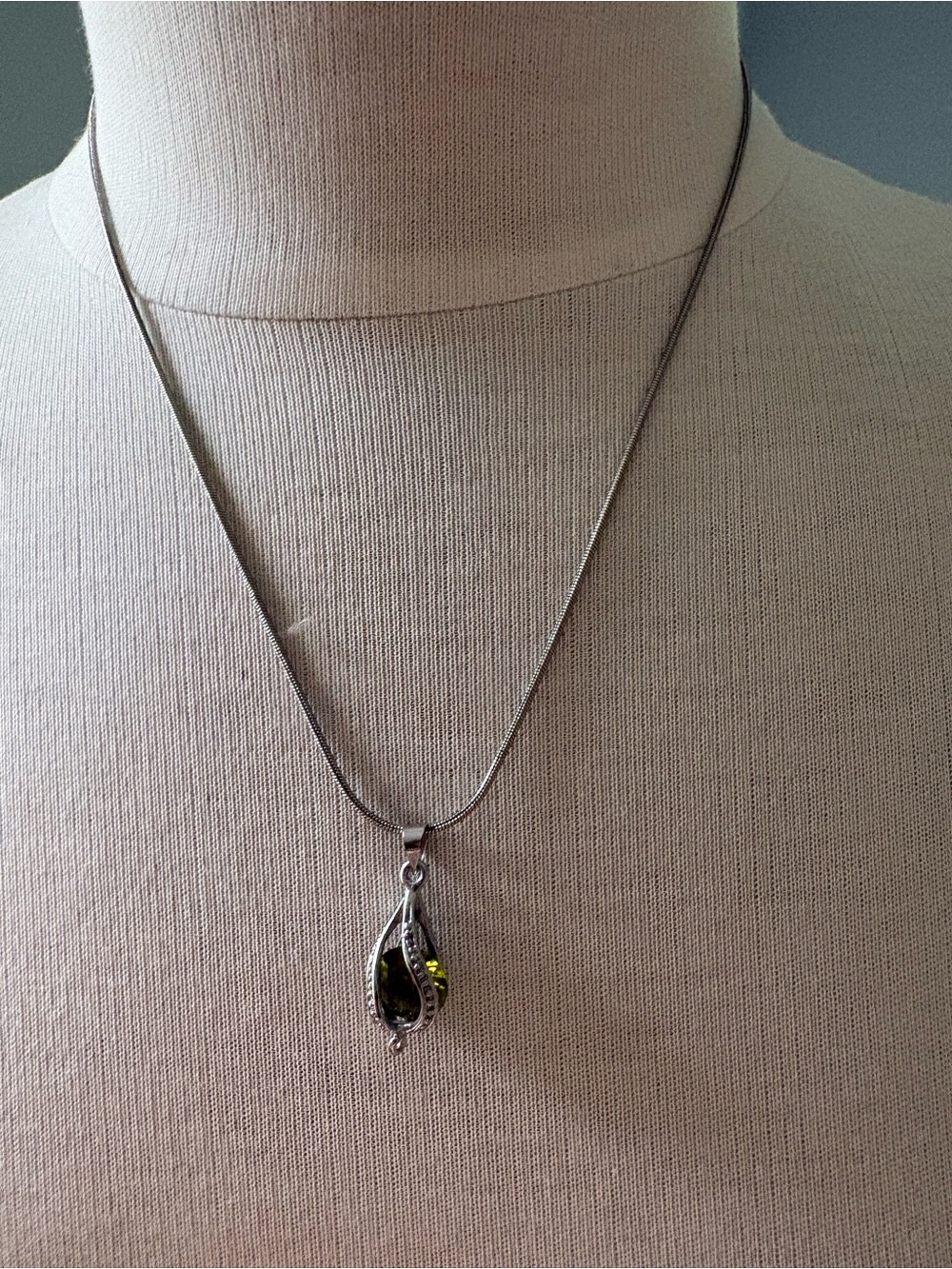 Sterling Silver Teardrop Pendant Necklace with Green Stone